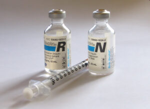 Ricercatore in laboratorio che studia il legame tra diabete e invecchiamento
