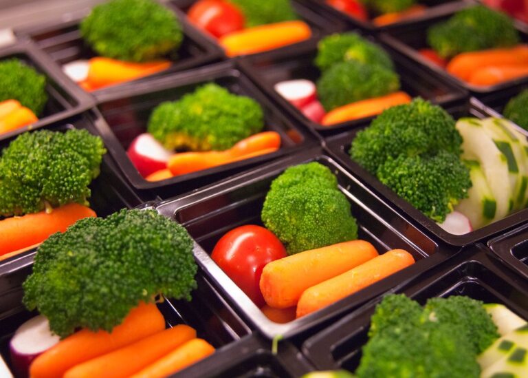 Pasto scolastico sano a base di verdure